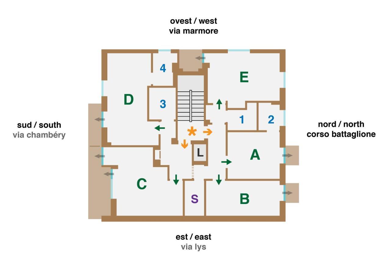 Shared Bathroom - Myaostaproject Exterior photo